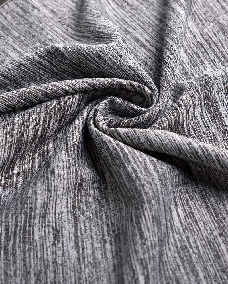 Miten neulotun kankaan paino vaikuttaa sen käyttöön?