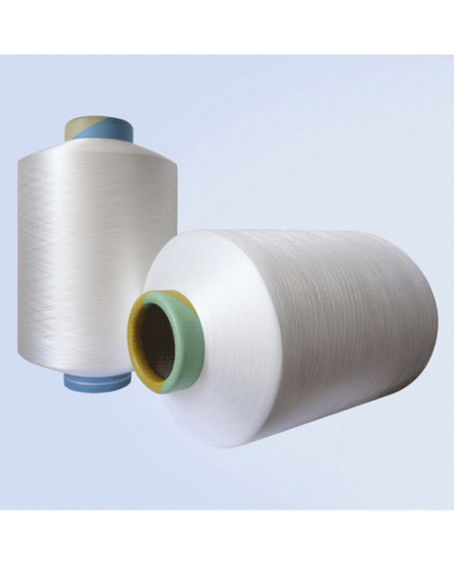 Miten kierrätyslangan laatu eroaa neitsytlankaan lujuuden, kestävyyden ja rakenteen suhteen?